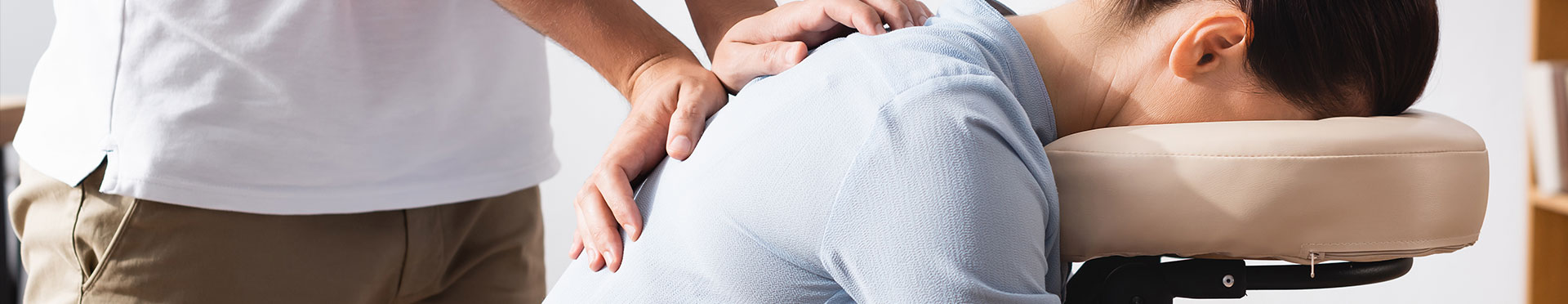 Massage Amma Assis en Entreprise près de Saint Louis